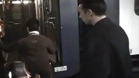 Bertiga di dalam mul ...