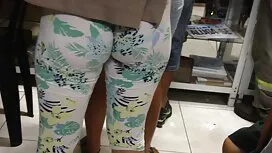 Gadis dengan penis b ...